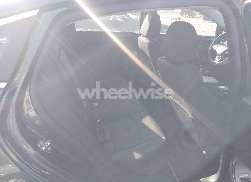 Photo 8 of 2017 Chevrolet Malibu 1LT (VIN 1G1ZE5ST3HF242053)