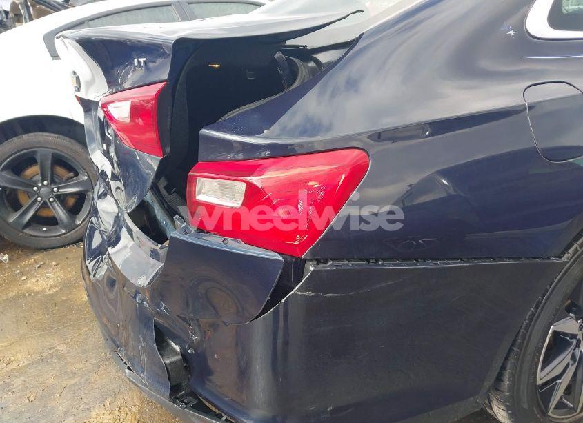 Photo 18 of 2017 Chevrolet Malibu 1LT (VIN 1G1ZE5ST3HF253649)