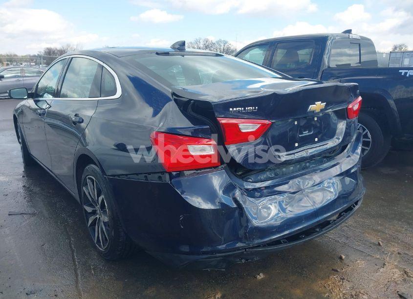 Photo 3 of 2017 Chevrolet Malibu 1LT (VIN 1G1ZE5ST3HF253649)