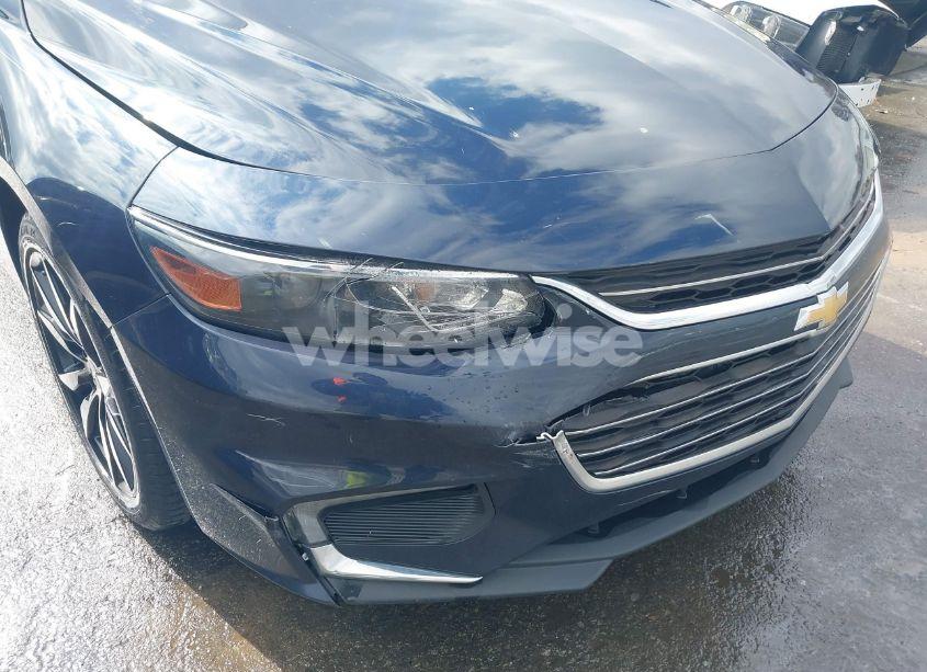 Photo 6 of 2017 Chevrolet Malibu 1LT (VIN 1G1ZE5ST3HF253649)