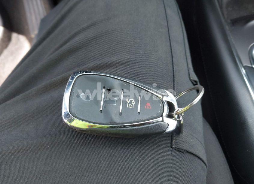 Photo 11 of 2017 Chevrolet Malibu 1LT (VIN 1G1ZE5ST3HF272752)