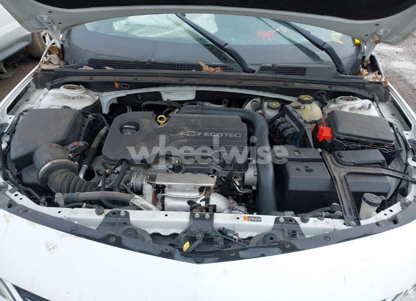 Photo 10 of 2017 Chevrolet Malibu 1LT (VIN 1G1ZE5ST3HF273996)