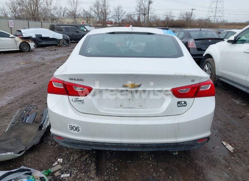 Photo 16 of 2017 Chevrolet Malibu 1LT (VIN 1G1ZE5ST3HF273996)