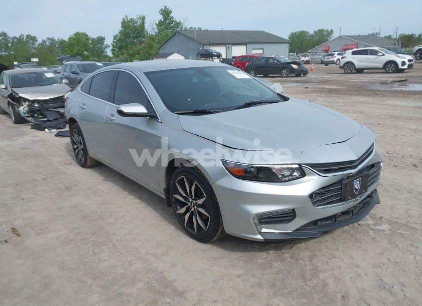 2017 Chevrolet Malibu 1LT (VIN 1G1ZE5ST3HF277238) main photo