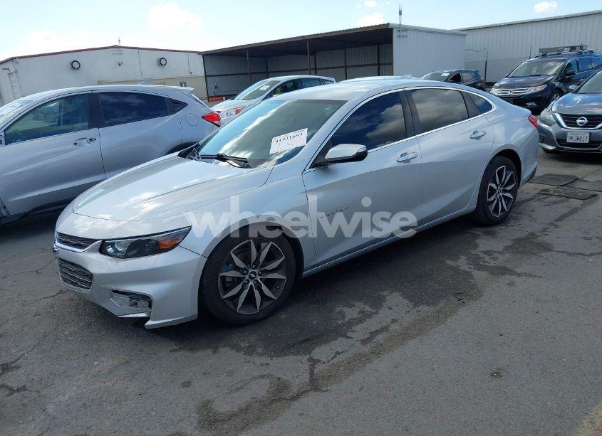 Photo 2 of 2017 Chevrolet Malibu 1LT (VIN 1G1ZE5ST3HF287171)