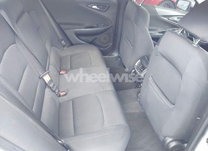 Photo 8 of 2017 Chevrolet Malibu 1LT (VIN 1G1ZE5ST3HF287171)