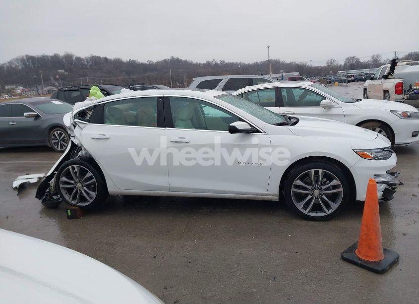 Photo 14 of 2023 Chevrolet Malibu FWD 2LT (VIN 1G1ZE5ST3PF239667)