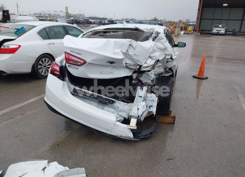 Photo 6 of 2023 Chevrolet Malibu FWD 2LT (VIN 1G1ZE5ST3PF239667)