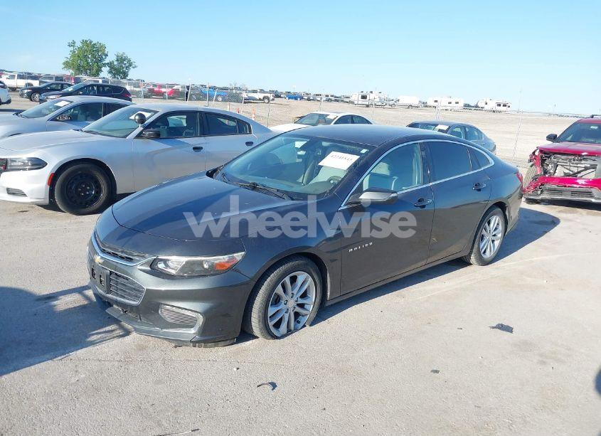 Photo 2 of 2016 Chevrolet Malibu 1LT (VIN 1G1ZE5ST4GF177356)