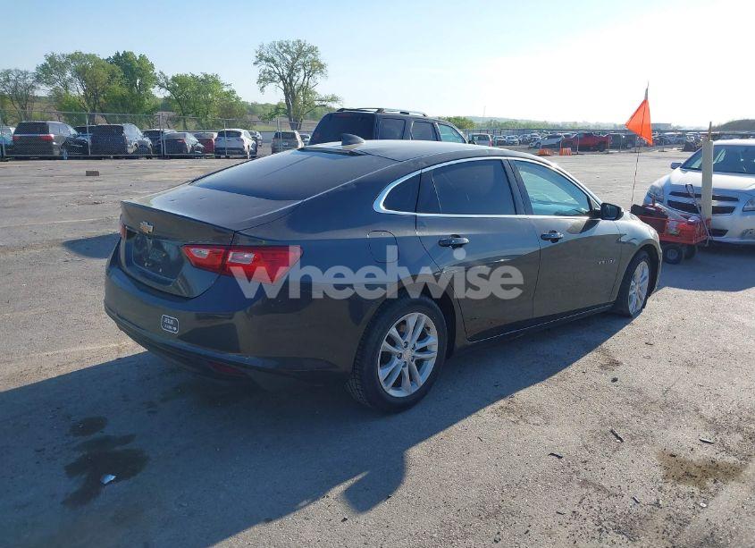 Photo 4 of 2016 Chevrolet Malibu 1LT (VIN 1G1ZE5ST4GF177356)