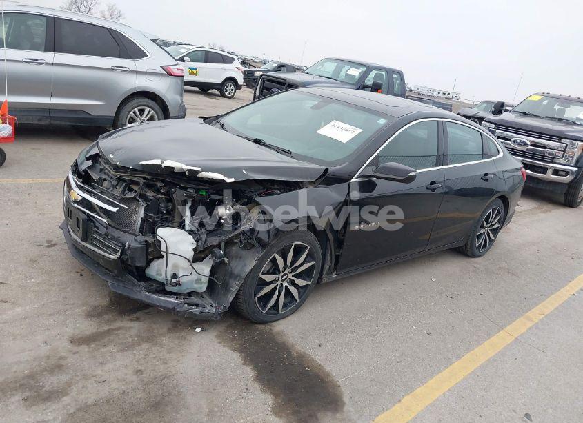 Photo 2 of 2016 Chevrolet Malibu 1LT (VIN 1G1ZE5ST4GF177776)