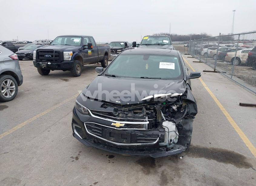 Photo 6 of 2016 Chevrolet Malibu 1LT (VIN 1G1ZE5ST4GF177776)