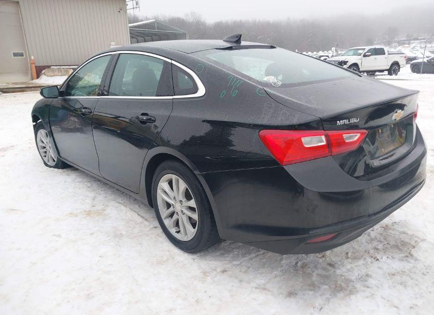 Photo 3 of 2016 Chevrolet Malibu 1LT (VIN 1G1ZE5ST4GF178393)