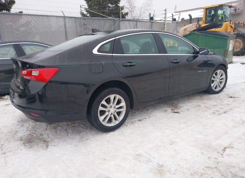 Photo 4 of 2016 Chevrolet Malibu 1LT (VIN 1G1ZE5ST4GF178393)