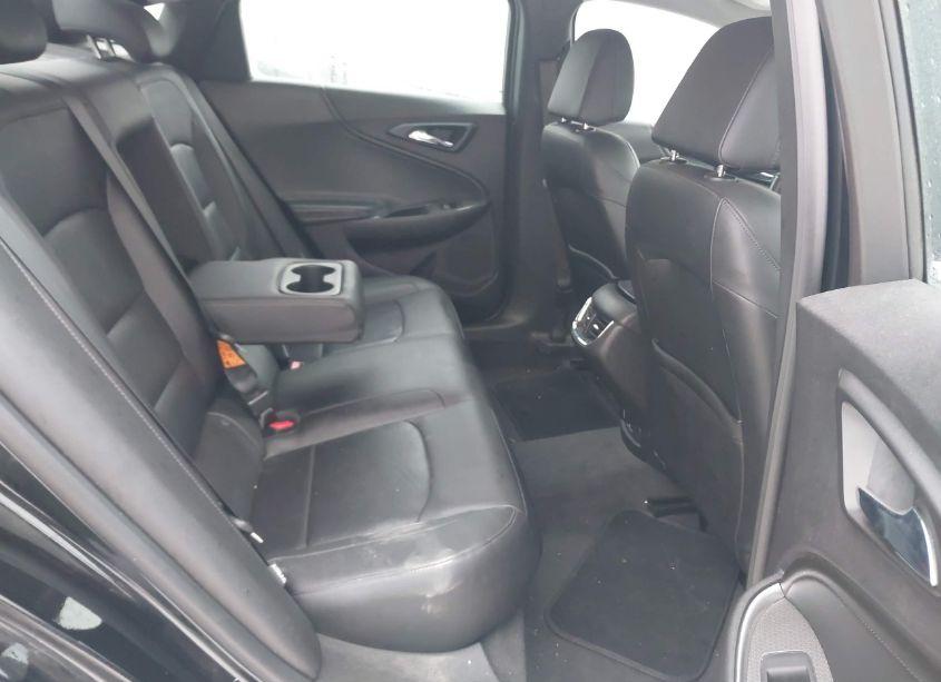 Photo 8 of 2016 Chevrolet Malibu 1LT (VIN 1G1ZE5ST4GF178393)