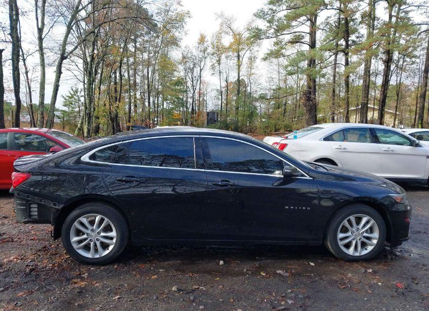 Photo 13 of 2016 Chevrolet Malibu 1LT (VIN 1G1ZE5ST4GF191838)