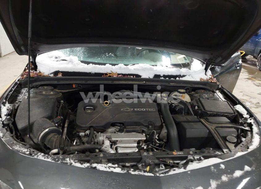 Photo 10 of 2016 Chevrolet Malibu 1LT (VIN 1G1ZE5ST4GF220349)