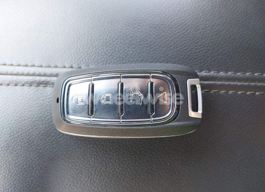 Photo 11 of 2016 Chevrolet Malibu 1LT (VIN 1G1ZE5ST4GF224787)