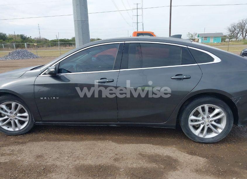 Photo 14 of 2016 Chevrolet Malibu 1LT (VIN 1G1ZE5ST4GF224787)