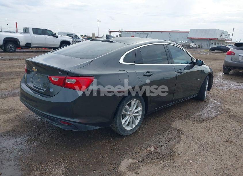 Photo 4 of 2016 Chevrolet Malibu 1LT (VIN 1G1ZE5ST4GF224787)