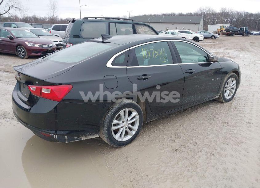 Photo 4 of 2016 Chevrolet Malibu 1LT (VIN 1G1ZE5ST4GF230797)