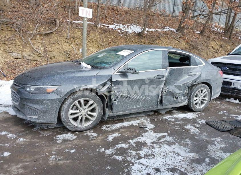 Photo 15 of 2016 Chevrolet Malibu 1LT (VIN 1G1ZE5ST4GF236678)