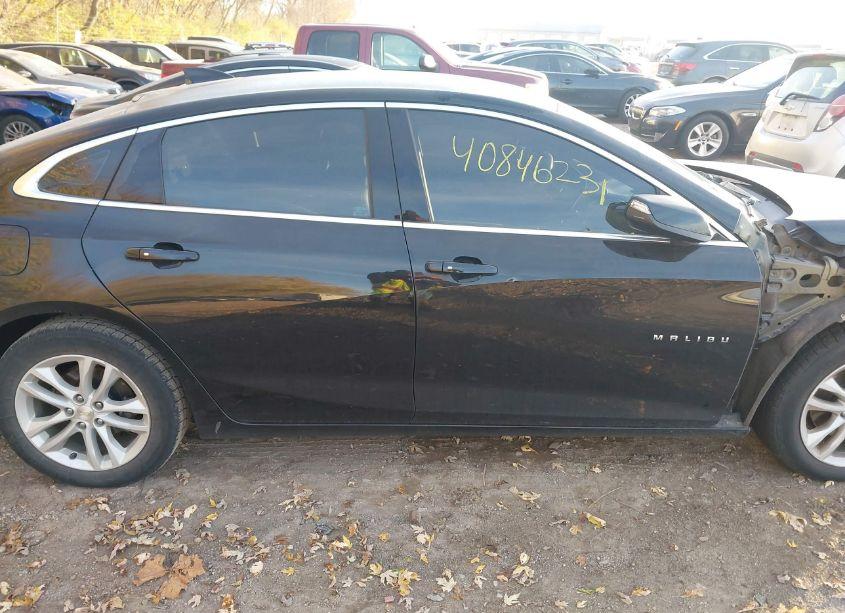 Photo 13 of 2016 Chevrolet Malibu 1LT (VIN 1G1ZE5ST4GF247129)