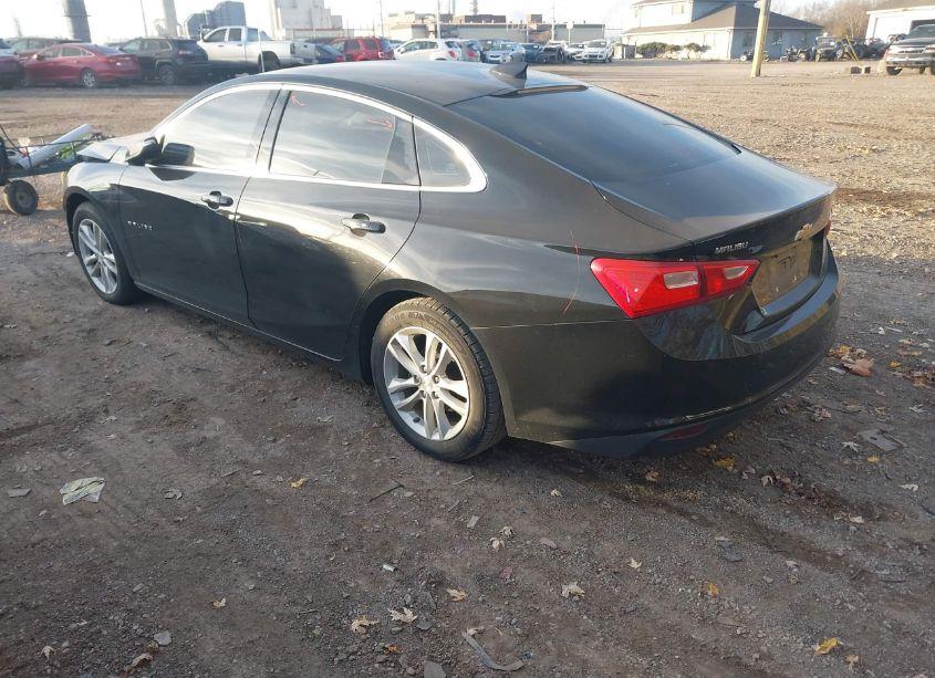 Photo 3 of 2016 Chevrolet Malibu 1LT (VIN 1G1ZE5ST4GF247129)