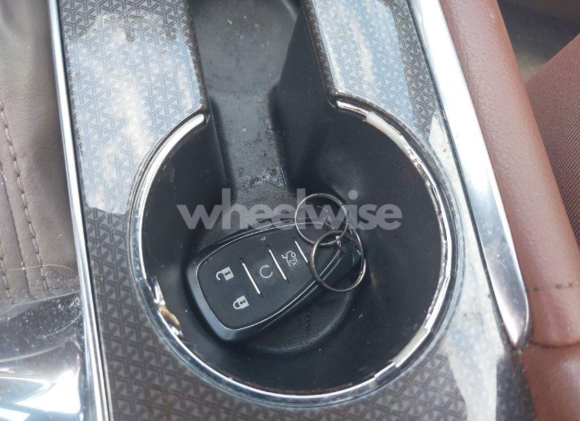 Photo 11 of 2016 Chevrolet Malibu 1LT (VIN 1G1ZE5ST4GF257692)