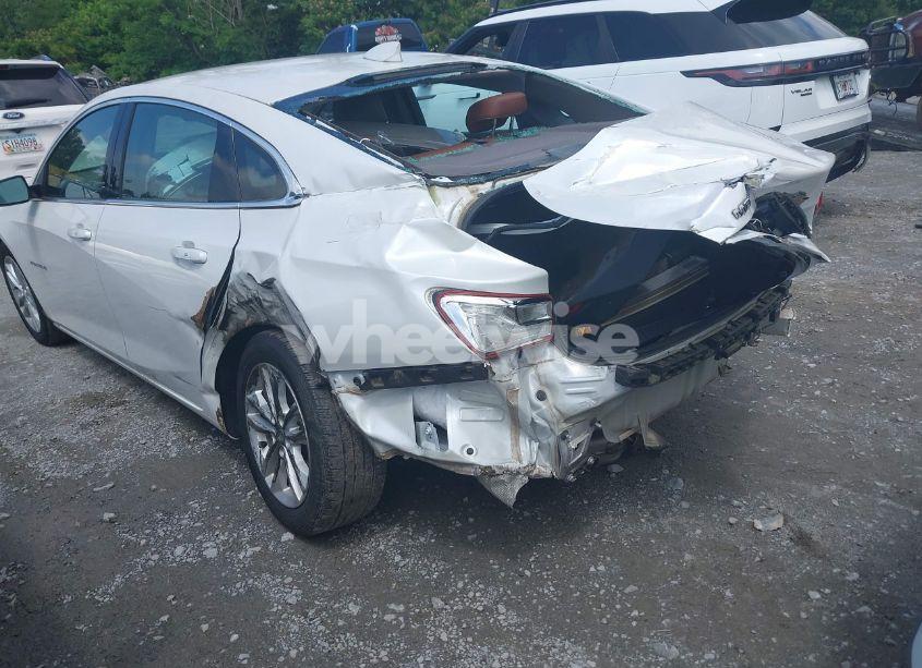 Photo 6 of 2016 Chevrolet Malibu 1LT (VIN 1G1ZE5ST4GF257692)