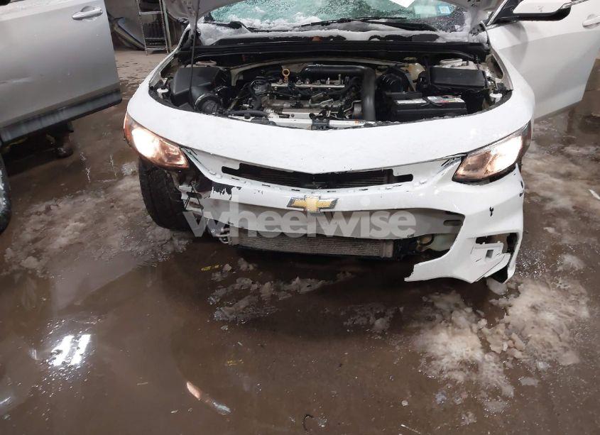 Photo 6 of 2016 Chevrolet Malibu 1LT (VIN 1G1ZE5ST4GF279949)