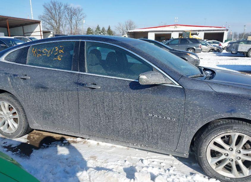 Photo 13 of 2016 Chevrolet Malibu 1LT (VIN 1G1ZE5ST4GF280986)