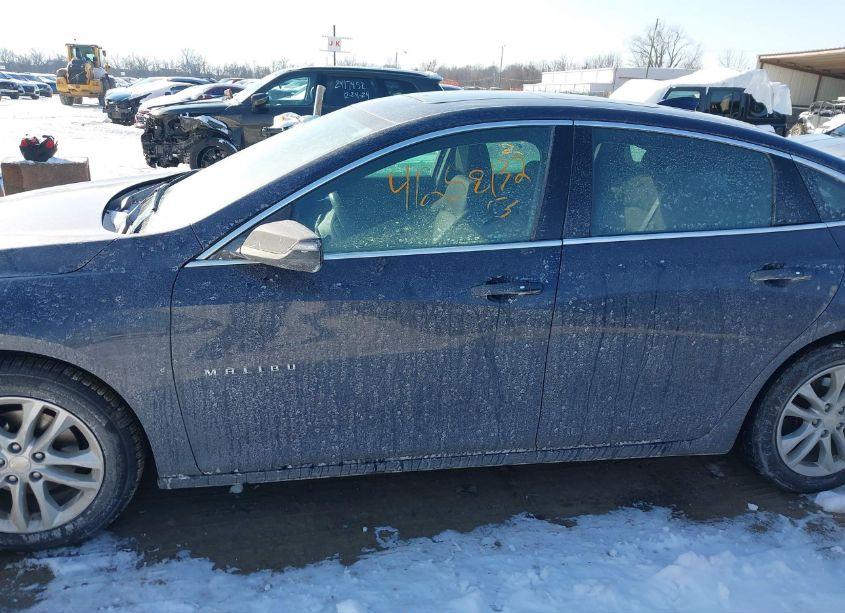 Photo 14 of 2016 Chevrolet Malibu 1LT (VIN 1G1ZE5ST4GF280986)