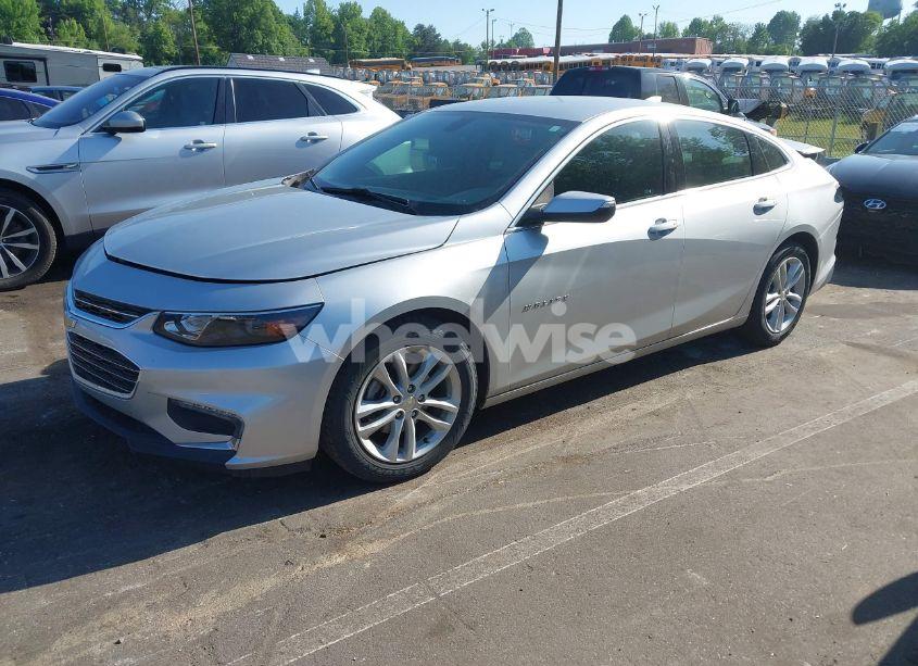 Photo 2 of 2016 Chevrolet Malibu 1LT (VIN 1G1ZE5ST4GF286920)