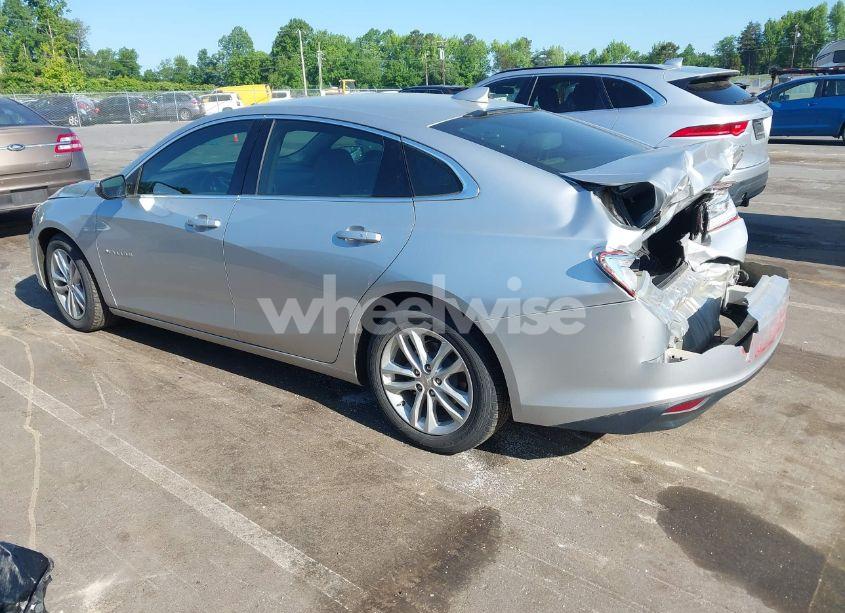 Photo 3 of 2016 Chevrolet Malibu 1LT (VIN 1G1ZE5ST4GF286920)