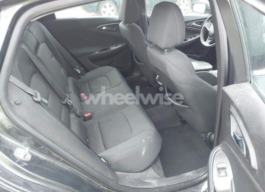 Photo 8 of 2016 Chevrolet Malibu 1LT (VIN 1G1ZE5ST4GF291244)