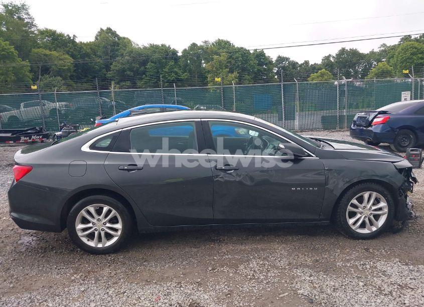 Photo 13 of 2016 Chevrolet Malibu 1LT (VIN 1G1ZE5ST4GF297884)