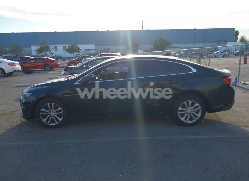 Photo 15 of 2016 Chevrolet Malibu 1LT (VIN 1G1ZE5ST4GF302324)