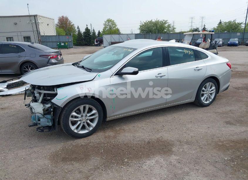 Photo 2 of 2016 Chevrolet Malibu 1LT (VIN 1G1ZE5ST4GF310634)