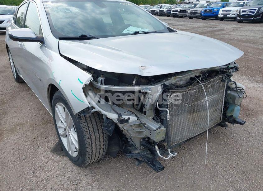 Photo 6 of 2016 Chevrolet Malibu 1LT (VIN 1G1ZE5ST4GF310634)