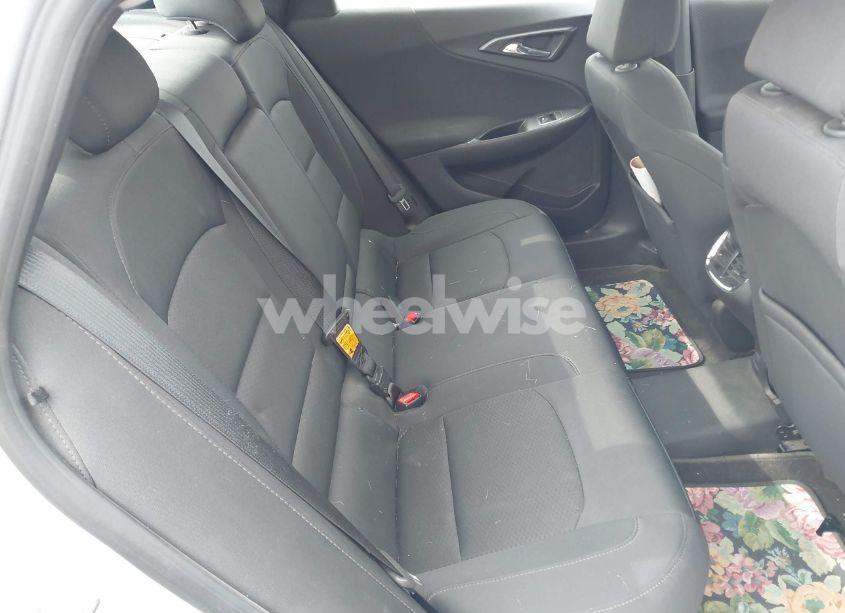 Photo 8 of 2016 Chevrolet Malibu 1LT (VIN 1G1ZE5ST4GF310634)