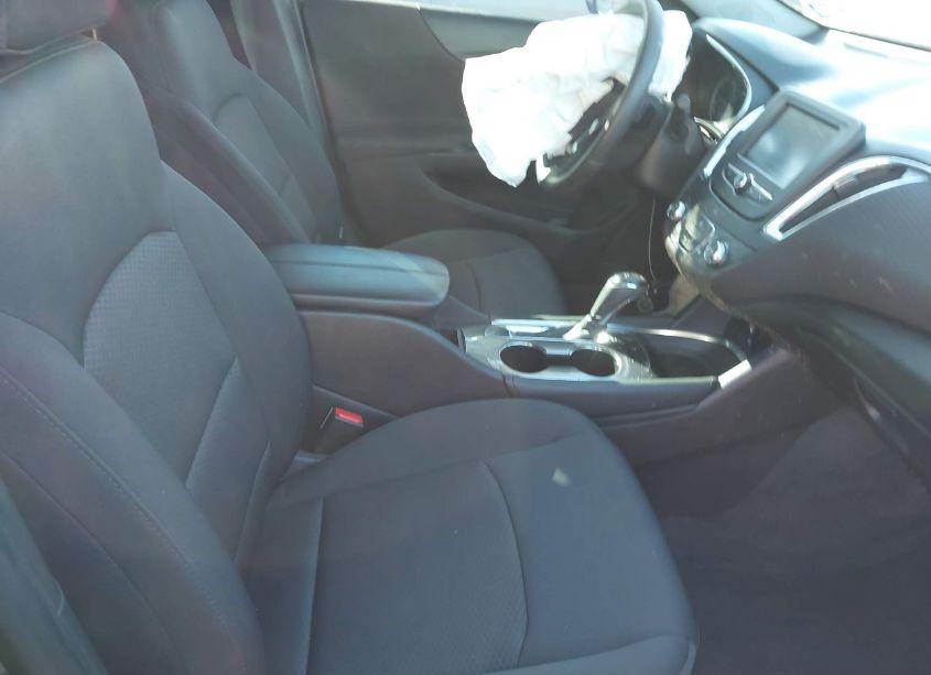 Photo 5 of 2016 Chevrolet Malibu 1LT (VIN 1G1ZE5ST4GF313033)