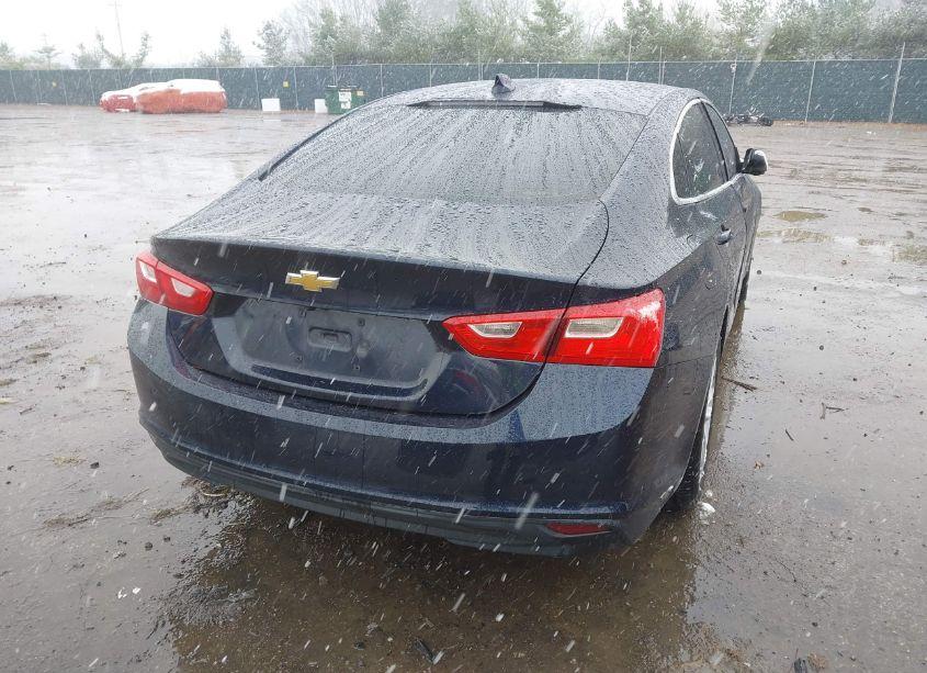 Photo 4 of 2016 Chevrolet Malibu 1LT (VIN 1G1ZE5ST4GF340040)