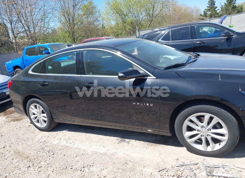 Photo 13 of 2016 Chevrolet Malibu 1LT (VIN 1G1ZE5ST4GF344668)