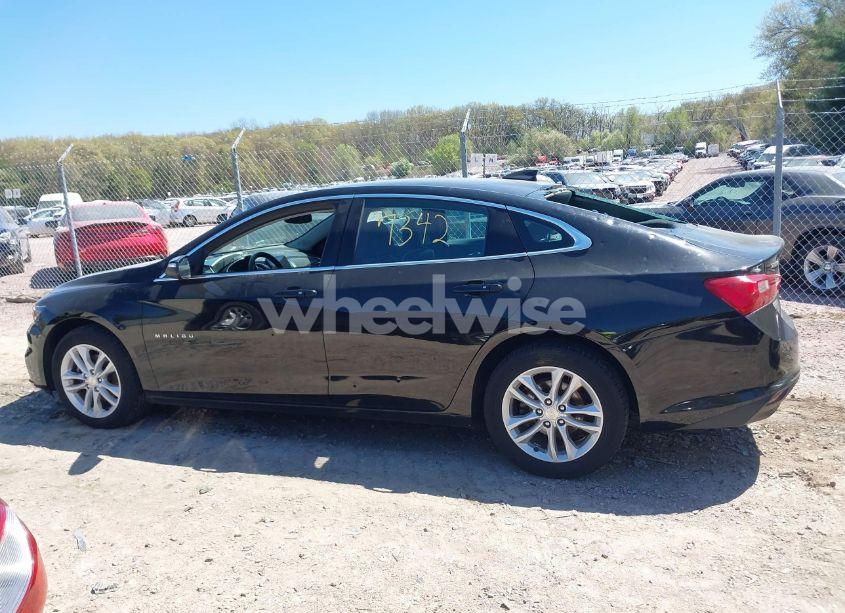 Photo 14 of 2016 Chevrolet Malibu 1LT (VIN 1G1ZE5ST4GF344668)