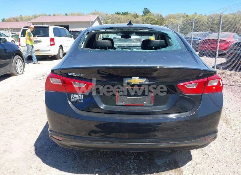 Photo 16 of 2016 Chevrolet Malibu 1LT (VIN 1G1ZE5ST4GF344668)