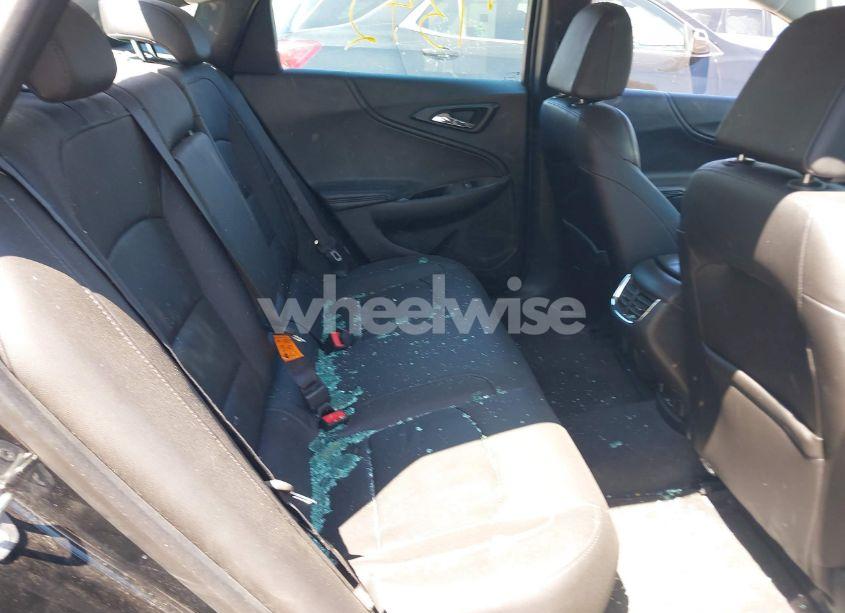 Photo 8 of 2016 Chevrolet Malibu 1LT (VIN 1G1ZE5ST4GF344668)