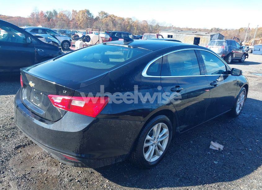 Photo 4 of 2016 Chevrolet Malibu 1LT (VIN 1G1ZE5ST4GF348283)