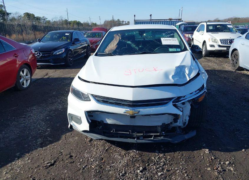 Photo 11 of 2016 Chevrolet Malibu 1LT (VIN 1G1ZE5ST4GF349529)