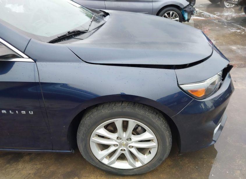 Photo 19 of 2017 Chevrolet Malibu 1LT (VIN 1G1ZE5ST4HF110872)